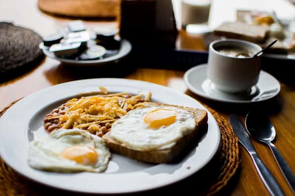 2 Eggs & Toast