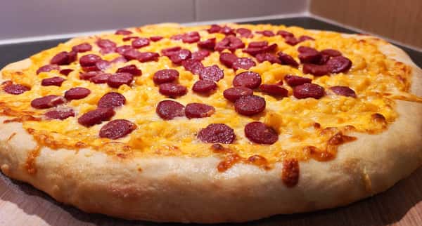Breakfast Pizza 16" (4 Eggs)