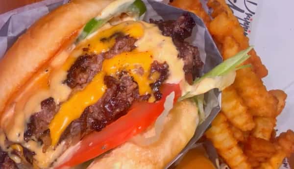 The Wagyu SmashBurger w Fries