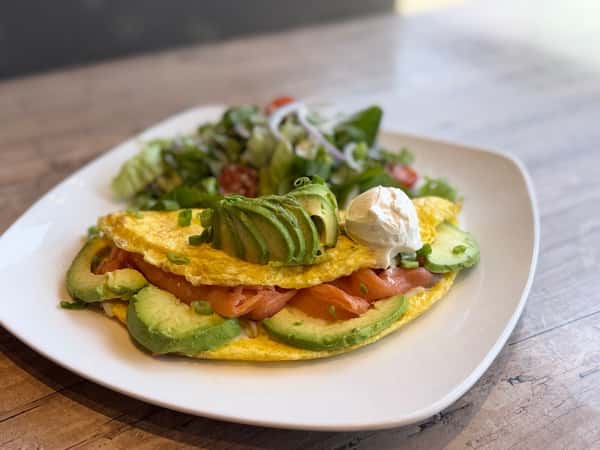 AVOCADO OMELET