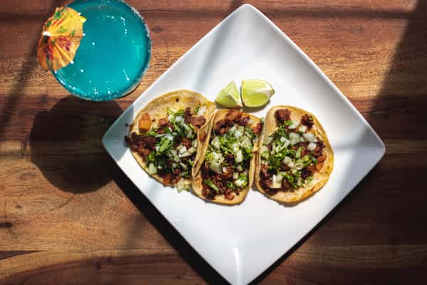 Tacos De Carnitas