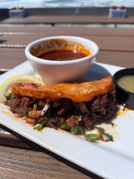 QUESO BIRRIA TACO