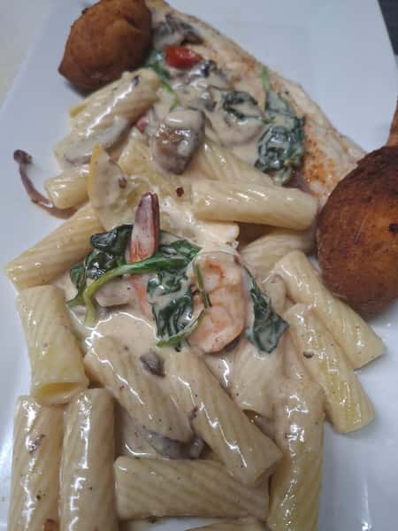 Lunch flounder Primavera