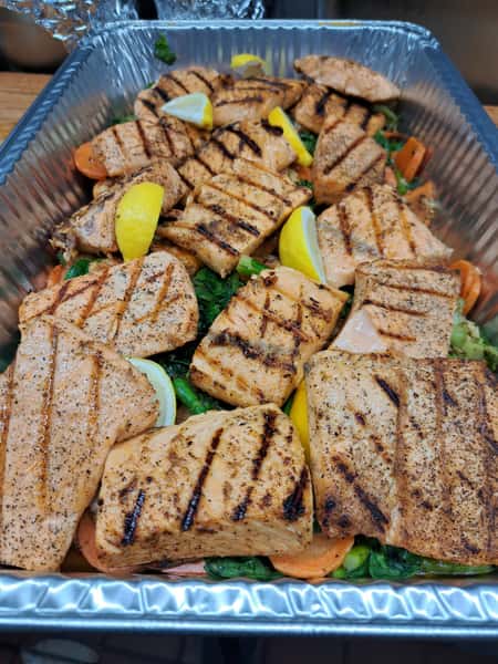 Family salmon Napoli (4 to 6 people only)