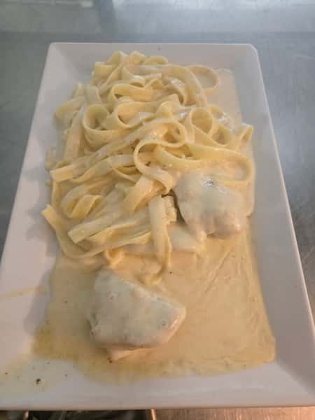 Kids Chicken Alfredo