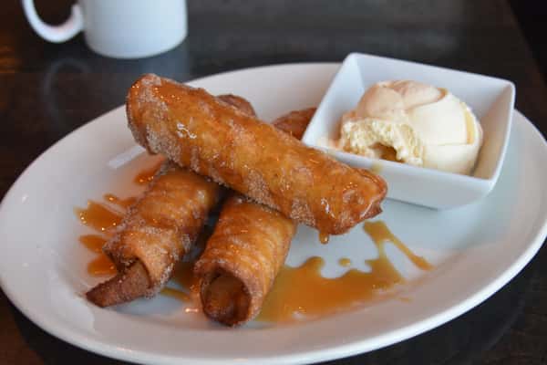 Hot Apple Cinnamon Sticks