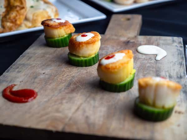 PAN SEARED SCALLOPS*