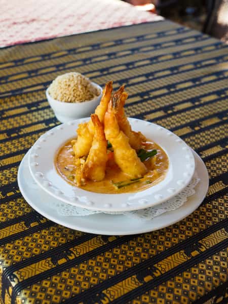49. Shrimp Curry (kung thawt raat prik)
