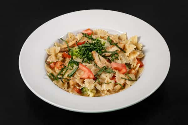 Farfalle Con Pollo