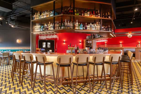 bar-space
