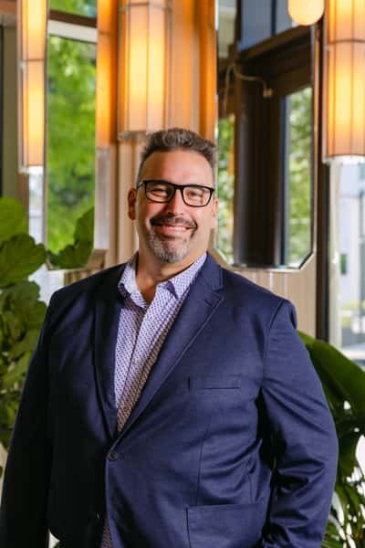 Born in Puerto Rico, Carlos brings over 30 years of hospitality industry experience, Carlos is a dynamic leader who has an impressive career that spans high-volume, casual, and fine-dining restaurants in culinary hotspots such as Miami, Scottsdale, Orlando, and Indianapolis. Now, Carlos is excited to bring his leadership and passion for hospitality to our Tampa location.