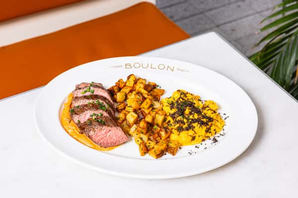 BRASSERIE STEAK + EGGS