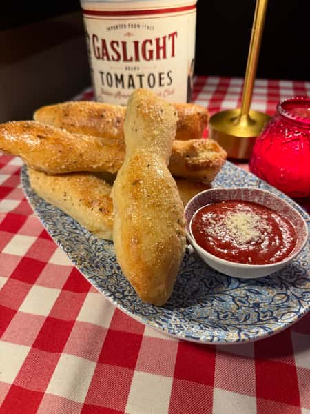 Hand Stretched Breadsticks