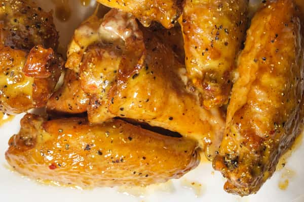 T's Lemon Pepper Wings