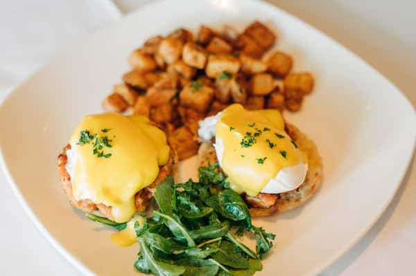 Salmon Benedict