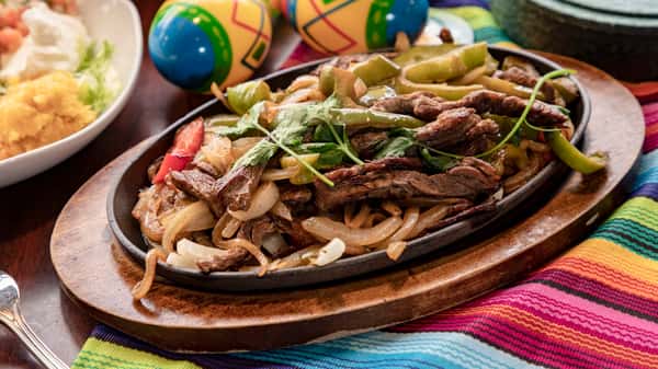 Gallery Maracas Mexican Restaurant in CA