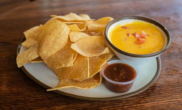 CHIPS & QUESO SMALL