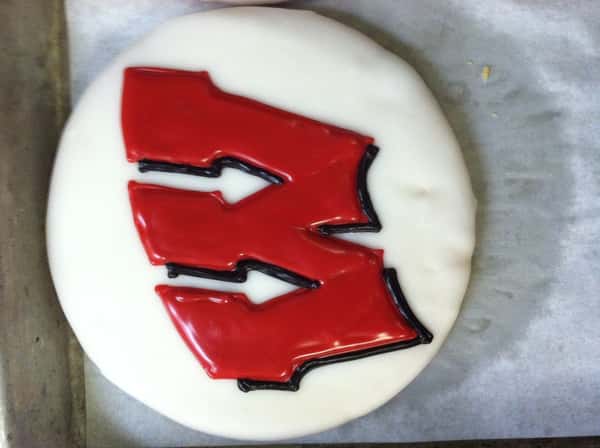 W custom cookie
