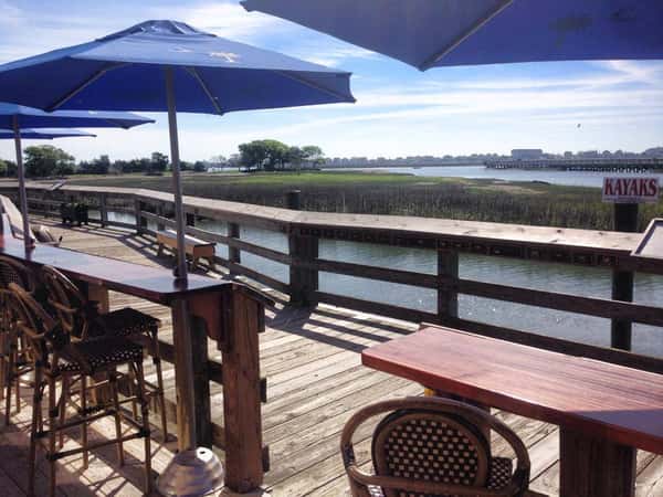 Outside dining with oceanside view