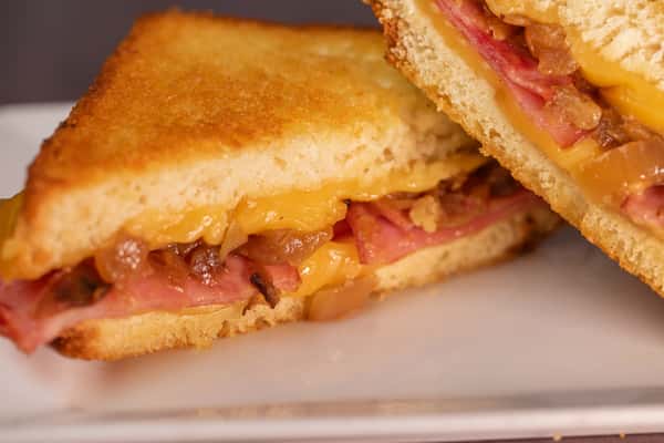 Gouda, Ham, and Carmelized Onions