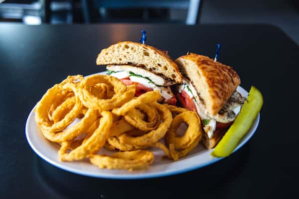 Caprese Sandwich