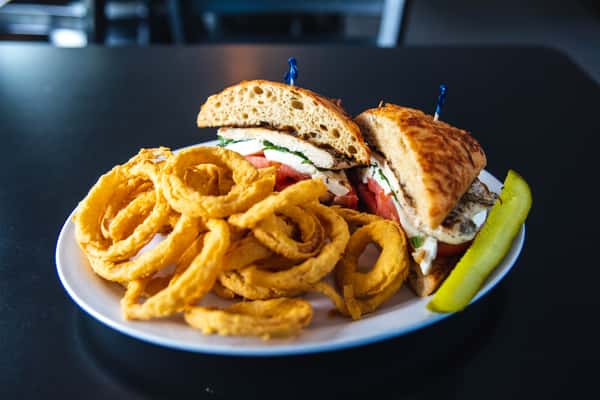 caprese sandwich