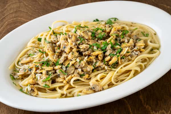 Linguini E Vongole Bianco