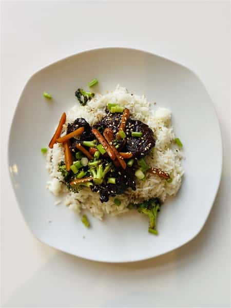 Mongolian Beef with Rice & Veggies