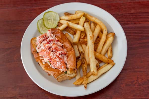 New England Lobster Roll