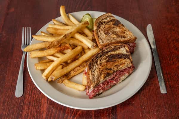 Corned Beef Reuben