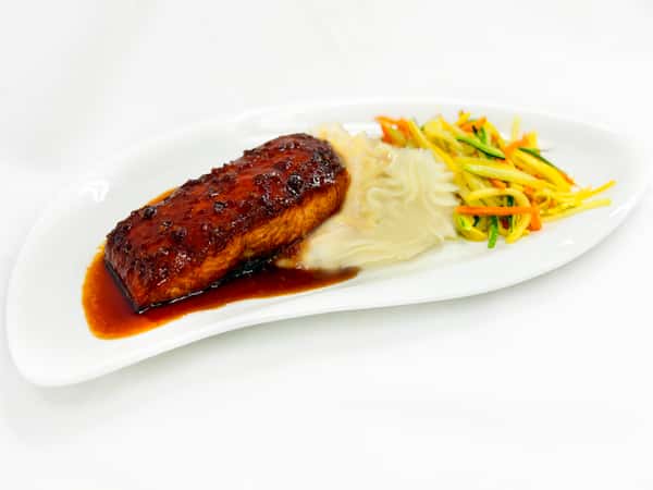 HONEY GARLIC SALMON