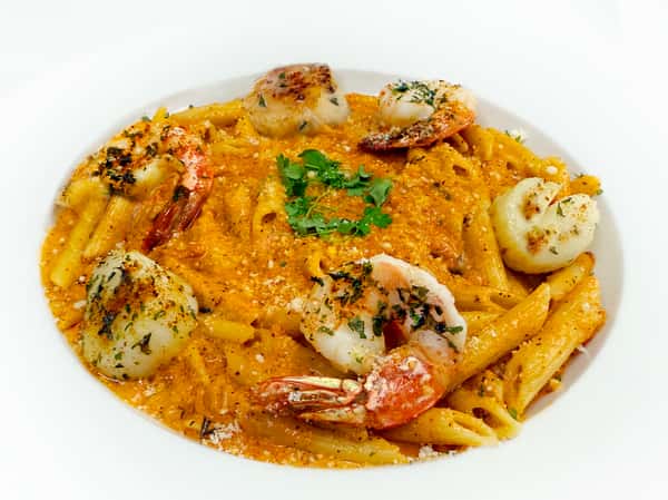 SPICY CAJUN SEAFOOD PASTA