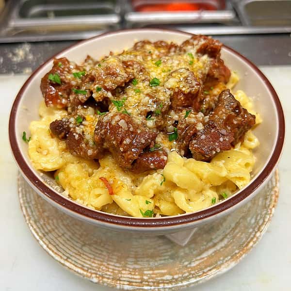 Oxtail Mac 'n Cheese