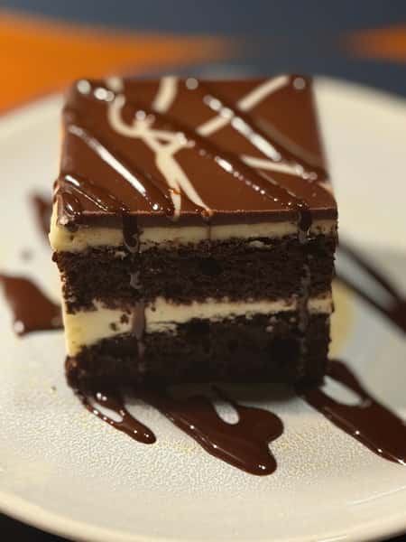 Dreaming Chocolate Cake GF, V