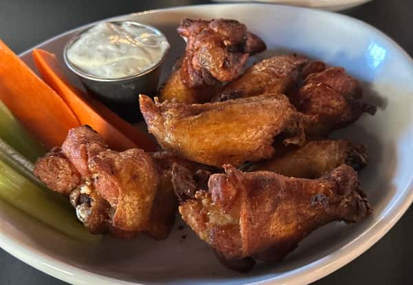 Dry Rub Wings (8)