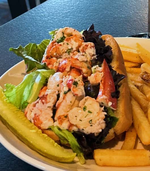 Lobster roll