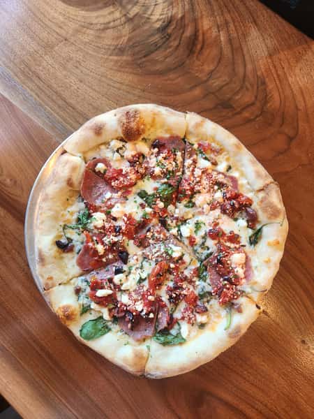 Salami Pizza