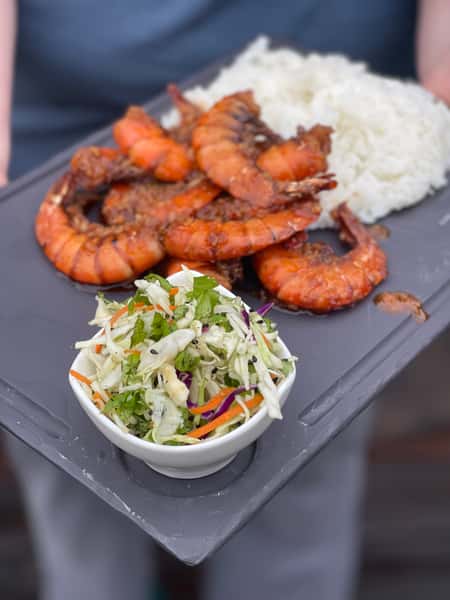 12 Ingredient Island Slaw