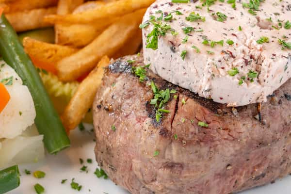 Filet au Beurre de Vin Rouge