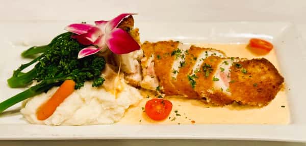 Poitrine de Volaille Cordon Bleu (Chicken Breast stuffed with Ham & Cheese with a Chipotle Cream Sauce)