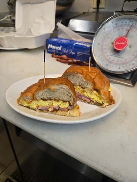 Crossiantwich