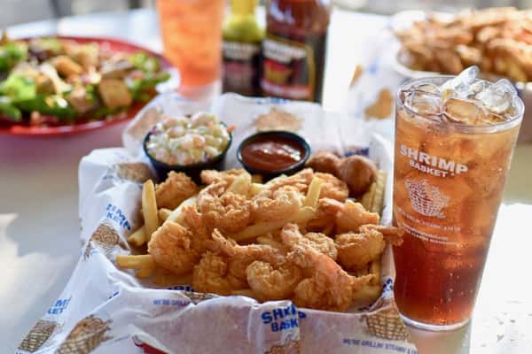 Shrimp Basket with French Fries