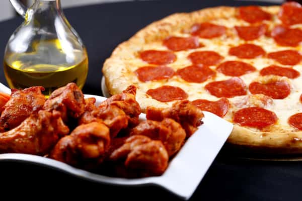 Pizza & Buffalo Wings