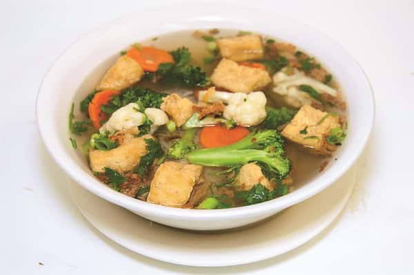 57) Vegetable & Tofu Vegeterian Noodle Soup