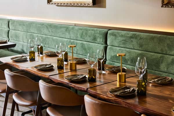 https://bayareatelegraph.com/2025/09/12/former-fashion-power-couple-launching-super-upscale-indian-restaurant-in-dublin-ca/