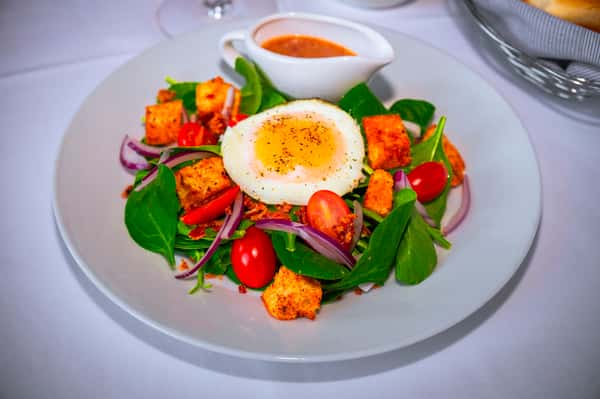 Traditional Spinach Salad