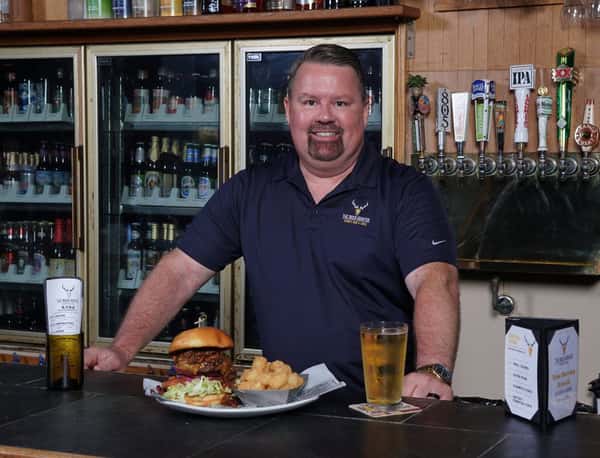 Gallery The Beer Hunter Sports Bar in La Quinta, CA