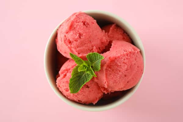 strawberry ice cream