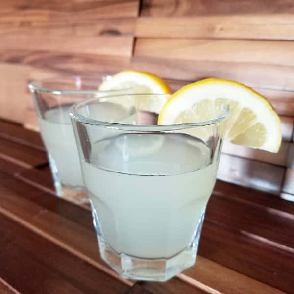 drinks with lemon slices