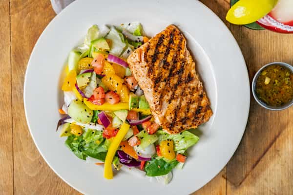Cancun Salad with Salmon or Ahi Tuna
